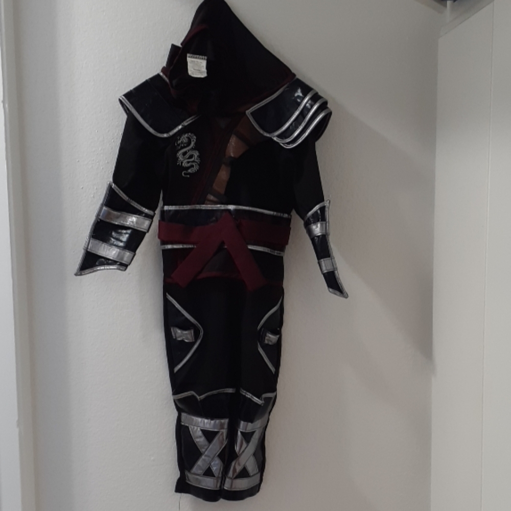 Kids costume